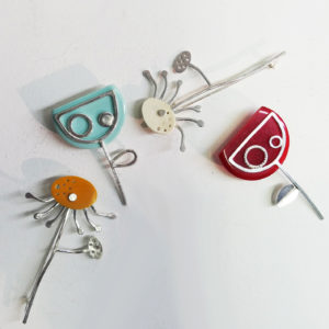 Daisy Brooch (Yellow)