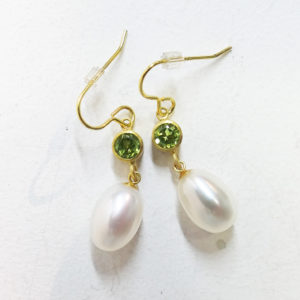 Indian Summer Large Pearl Drop Earring with Peridot